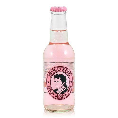 Cherry Blossom（日本樱花风味甜酒精饮料）