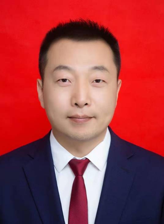 陈栋（湖北省襄阳市南漳县委书记、县人武部党委第一书记）