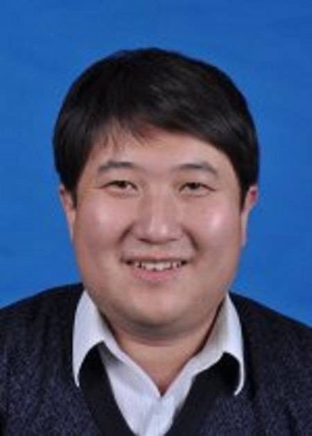 安华(内蒙古大学公共管理学院教授)