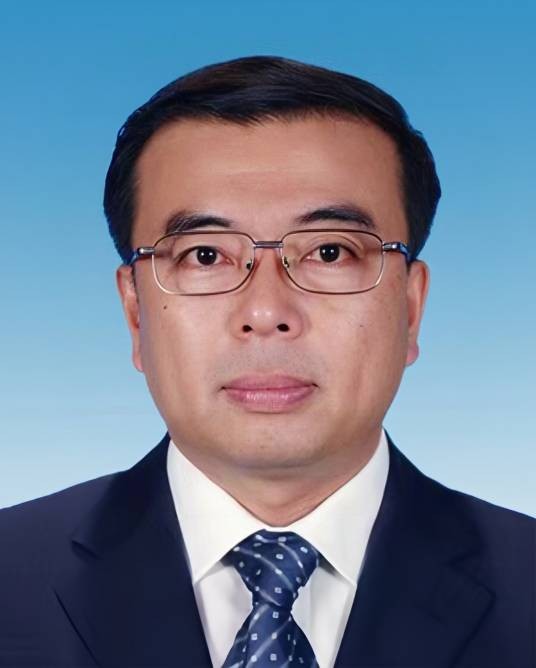 李东旭（内蒙古自治区党委常委、组织部部长）