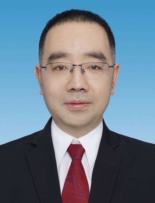 夏波（四川省成都市统计局党组成员、总统计师、机关党委书记）