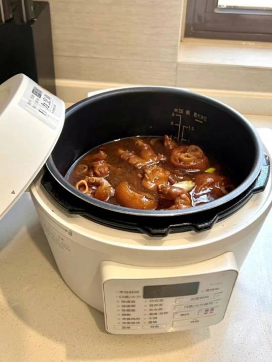 高压锅炖猪蹄
