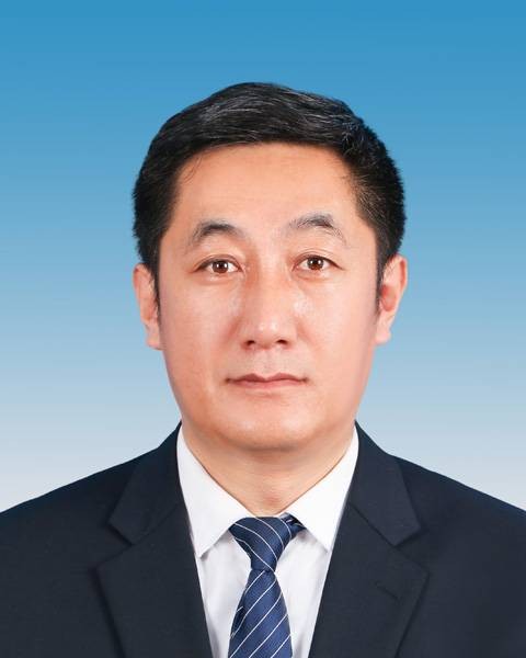 郭振田(中国(黑龙江)自由贸易试验区绥芬河片区党工委委员、管委会专职副主任)