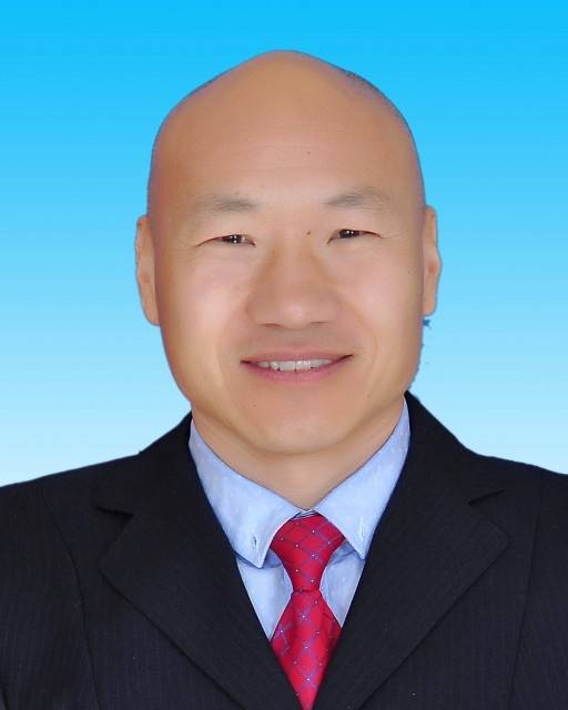 王学斌（内蒙古巴市五原县高级职业中学副校长）