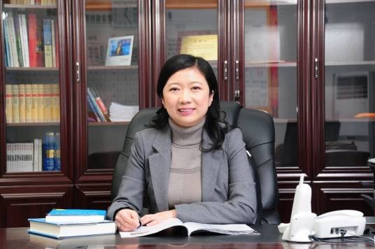 杨雪梅（中国民办教育协会原副会长，黄河科技学院原院长）