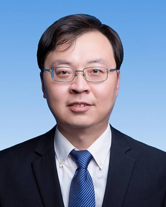 朱巍（四川省成都市都江堰市人民政府原副市长）
