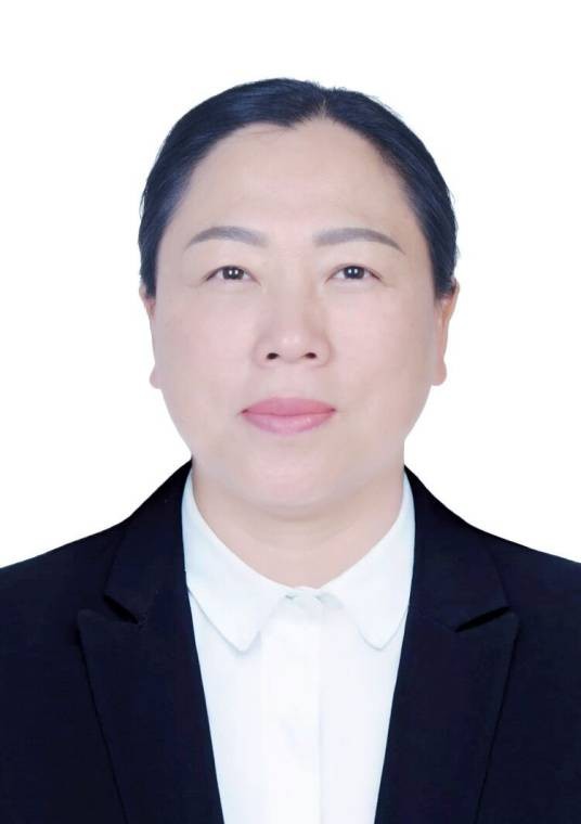 薛燕（重庆市大足区政协党组成员、副主席）