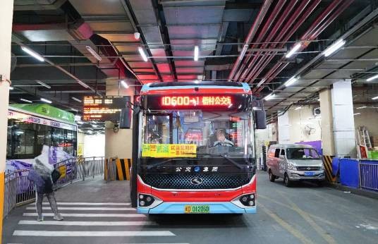 厦门公交D600路