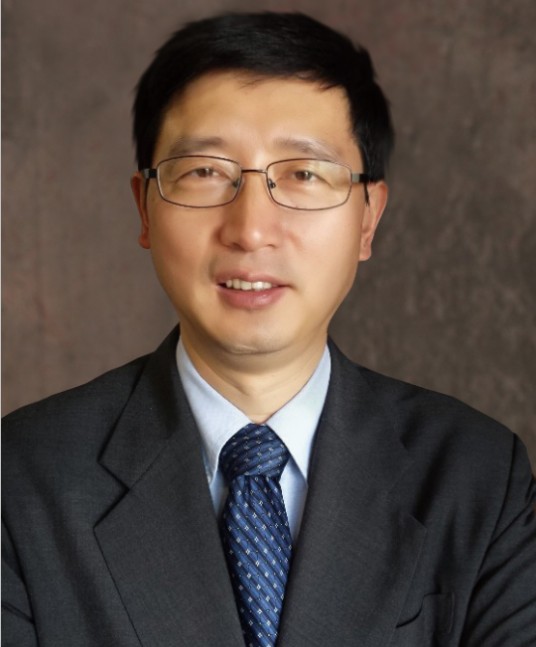 谢丹阳（香港科技大学工商管理学院经济系讲座教授）