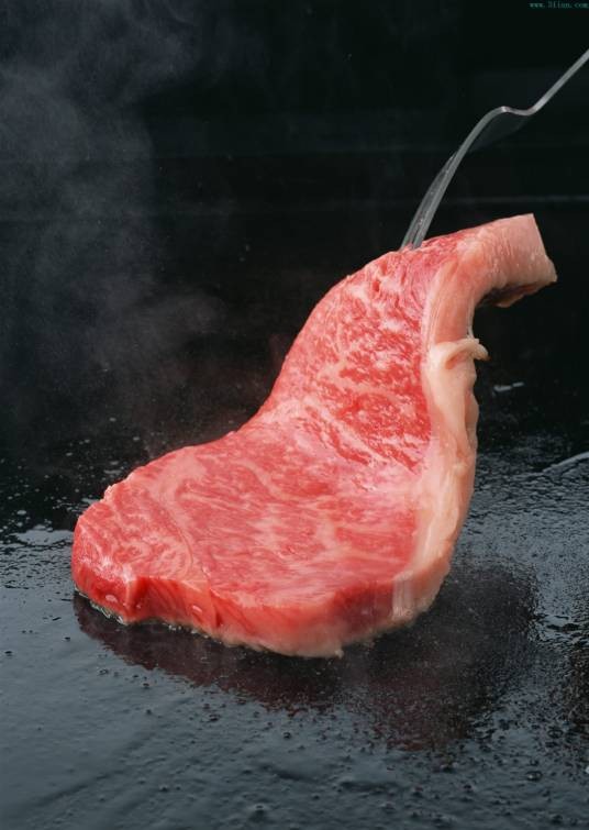 煎牛排