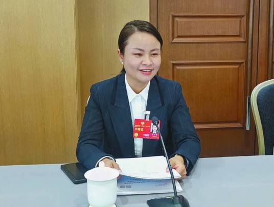 李玉春（芒市医疗保障局原局长）