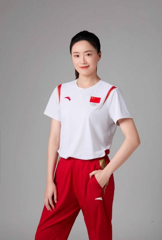 董洁（中国女子游泳运动员）