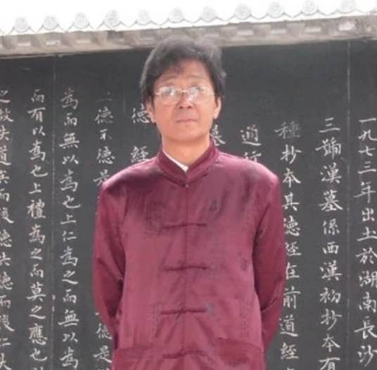 冯超（中国北京书法家协会会员）