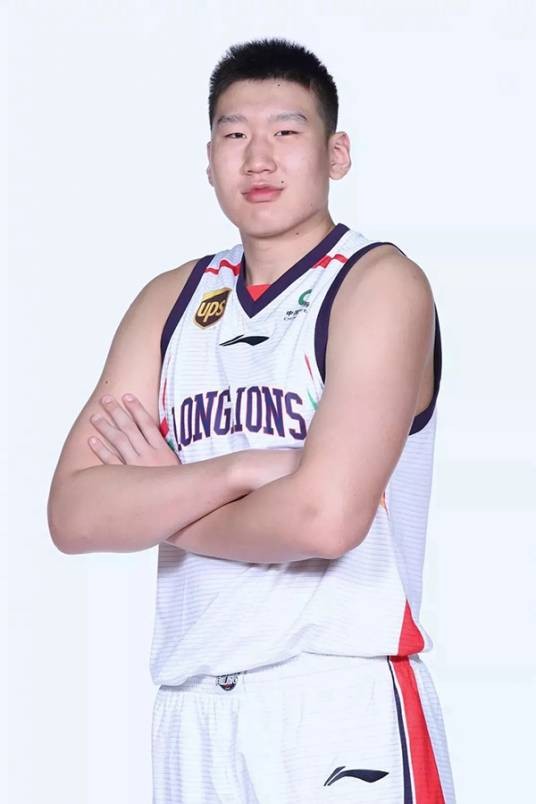 李炎哲（中国男子职业篮球运动员）