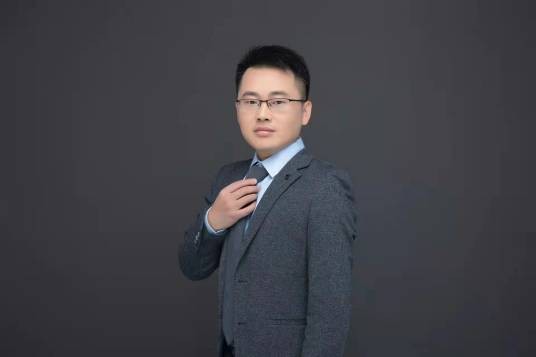 蔡明（中国京师律师事务所互联网文娱法律事务部主任）