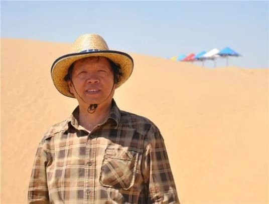 梁文博（山东艺术学院美术学院教授）