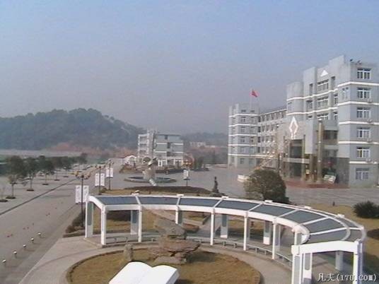 江西省萍乡中学