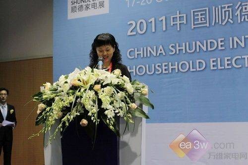 刘怡（佛山中德工业服务区管委会主任、一级调研员）