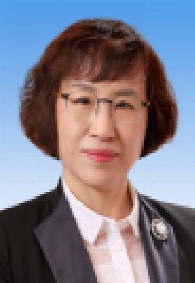 马秋华(国家金融监督管理总局吉林监管局原二级巡视员)