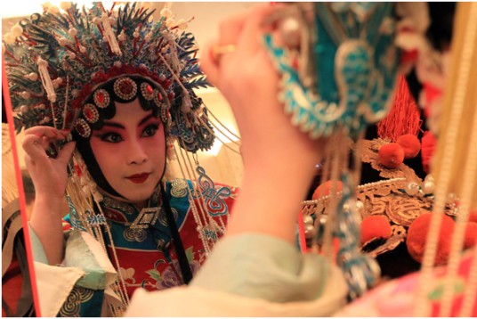 粉墨登场（中国成语）